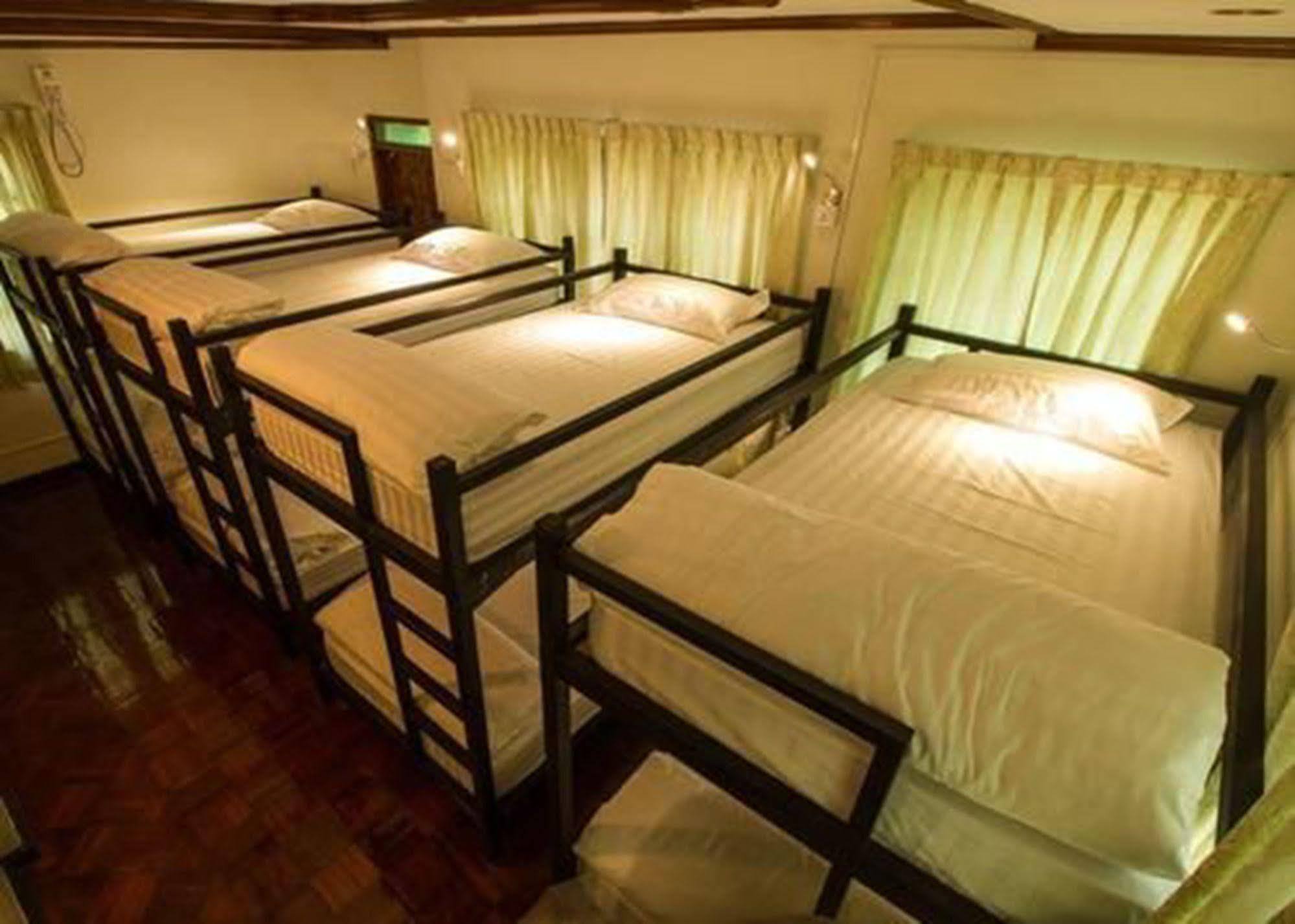Yangon Hub Hostel Luaran gambar